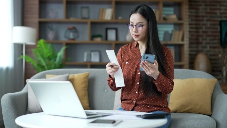 Artificial intelligence and your wallet: A guide to smarter financial management