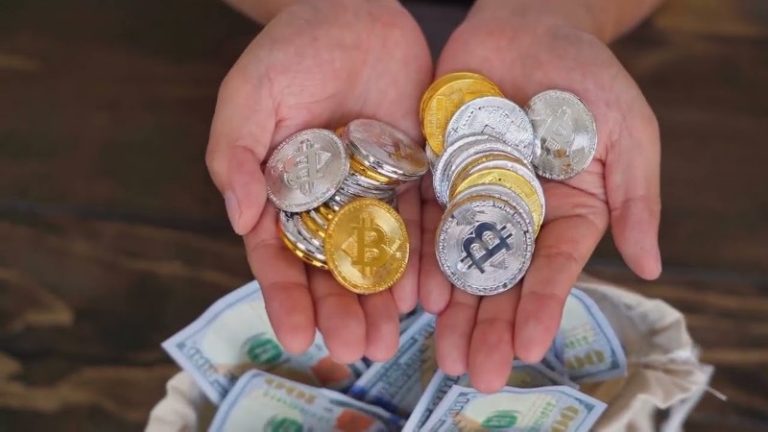 Bitcoin whale builds $401 million stake amid volatility