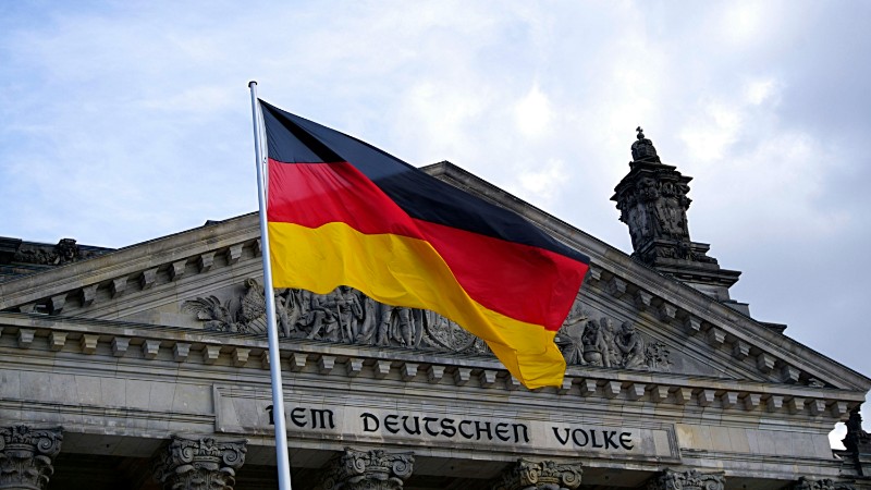 JPMorgan establishes German digital retail bank presence