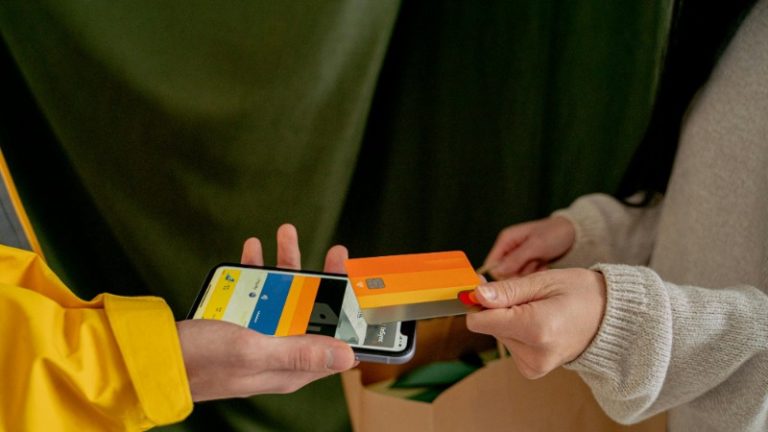 Digital remittances surge with mobile-driven global money flows