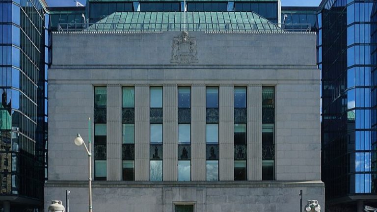 Ottawa moves to lower banking fees and boost fintech competition
