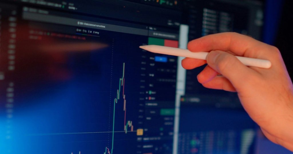 Stocks don’t move randomly: here’s what drives prices — and when to act