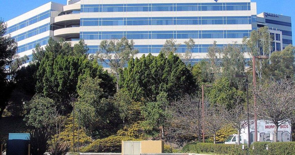 Qualcomm Stock Surges on AI Device Demand and Automotive Partnerships