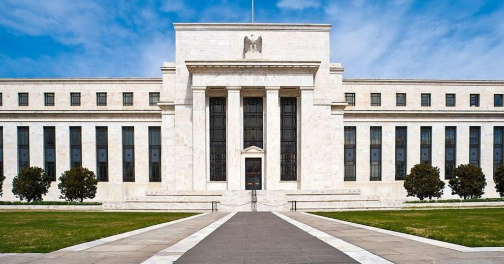 Inflation Returns as Slower Global Growth Challenges Central Banks