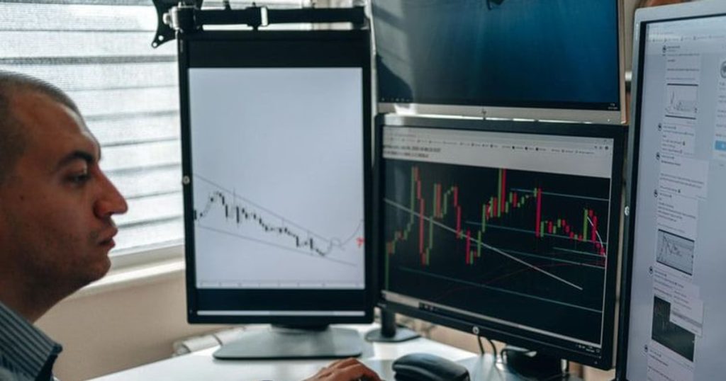 Navigating Economic Headwinds: Commodity Prices And Global Growth Outlook