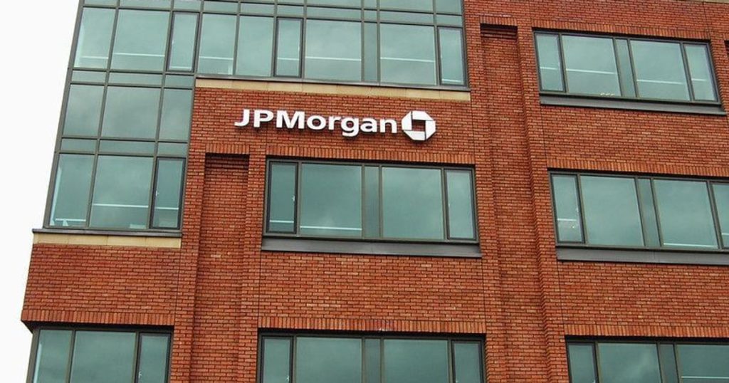 JPMorgan’s 3M Upgrade Highlights Industrial Growth Confidence