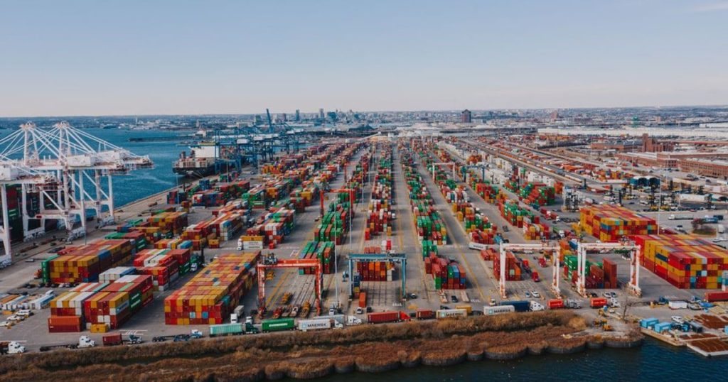 New Tariffs Extend Global Trade Uncertainty and Test Investor Strategy