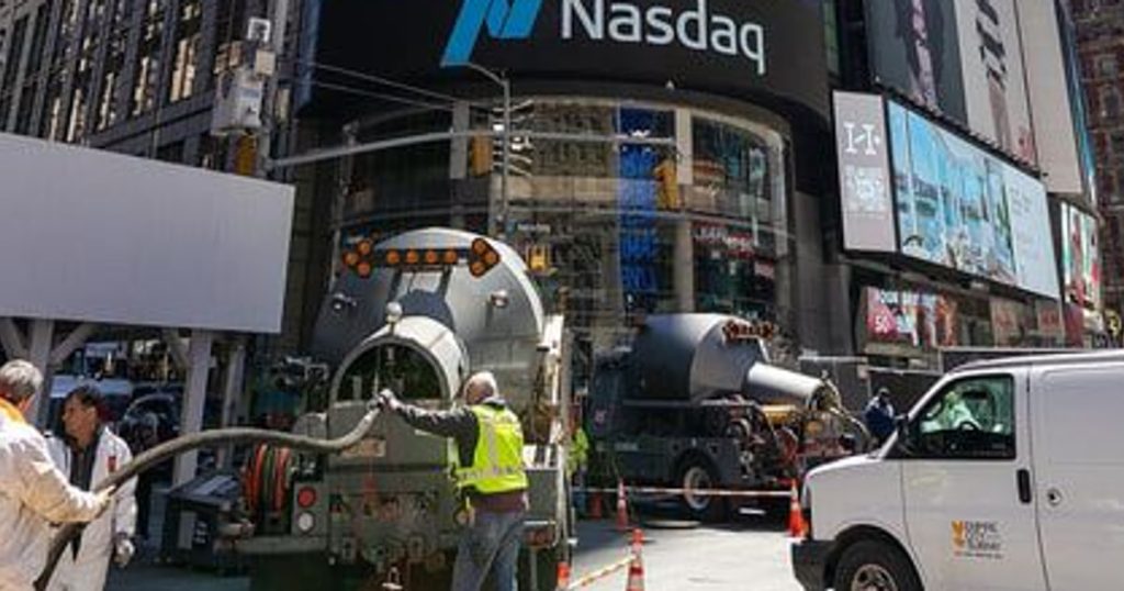 Tech Stocks Tumble, but Here’s How to Build a Portfolio That Lasts