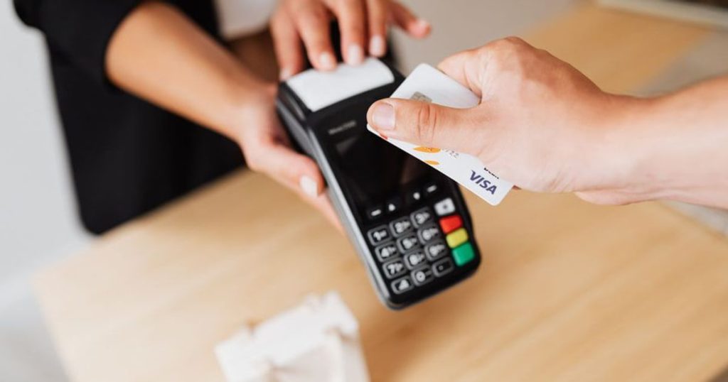 Stablecoin Payments Surge Despite Flat Supply as Financial Giants Expand Worldwide