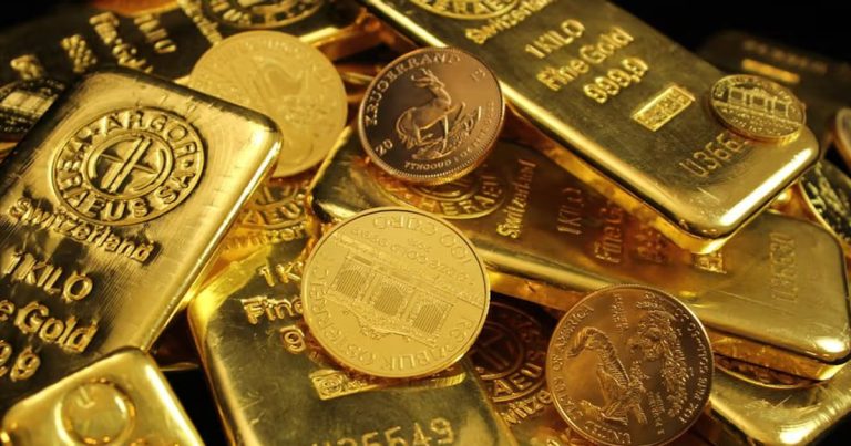 Gold Could Near $5,000 as Global Debt Mounts, Analyst Says